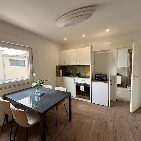 Perfekte 3 Fuer Monteure & Handwerker Апартаменты *